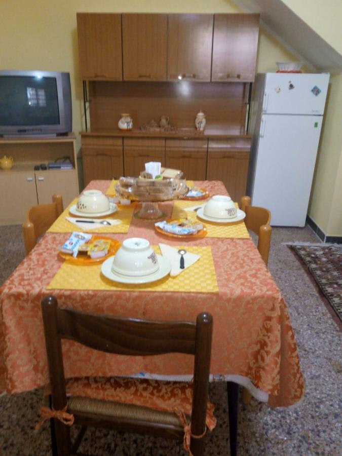 L'Agrifoglio Di Emy Bed & Breakfast Guspini Luaran gambar